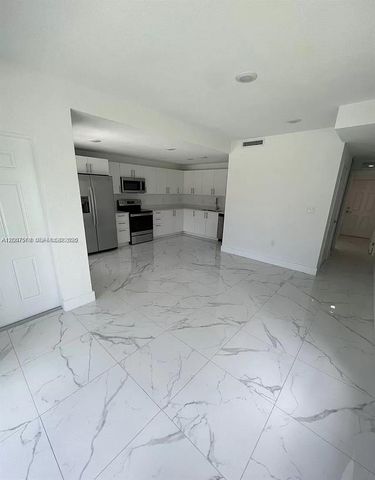 25859 SW 144th Court, Homestead, FL 33032
