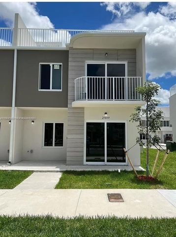 25859 SW 144th Court, Homestead, FL 33032