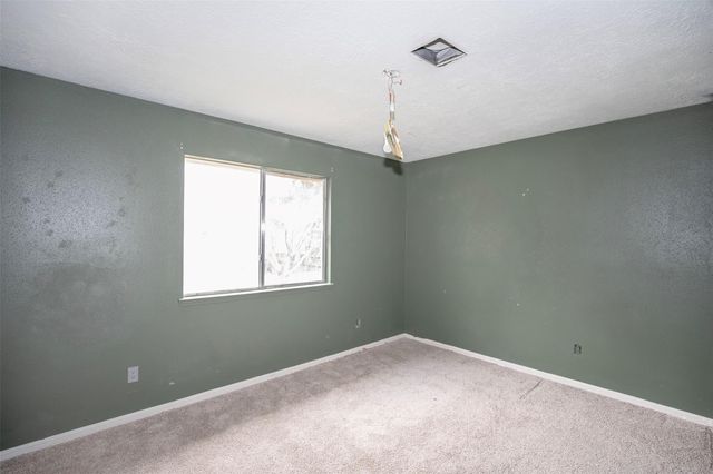 1627 Mabry Mill Road, Houston, TX 77062