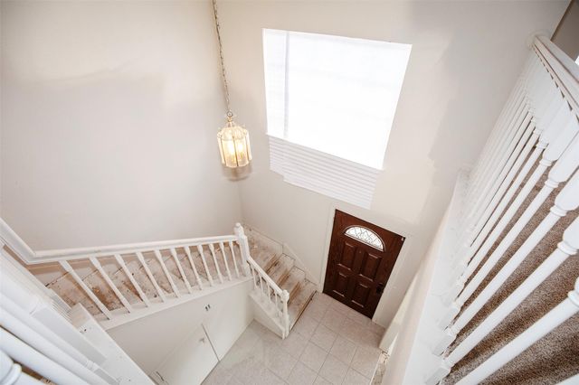 1627 Mabry Mill Road, Houston, TX 77062