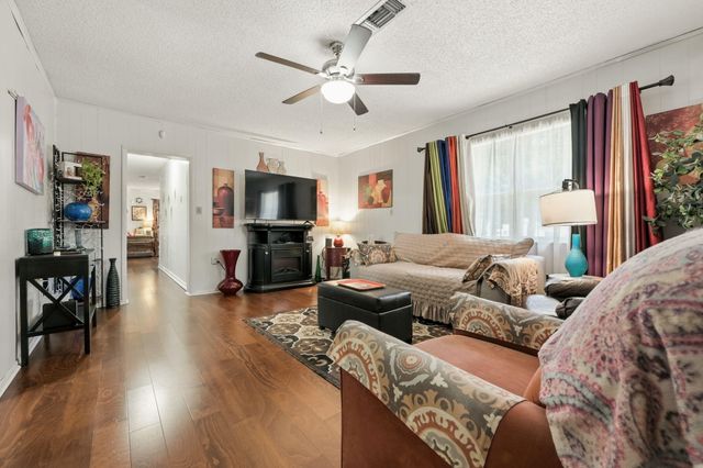 101 SE Elm Avenue, Fort Walton Beach, FL 32548