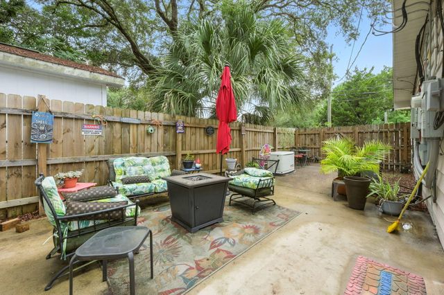 101 SE Elm Avenue, Fort Walton Beach, FL 32548