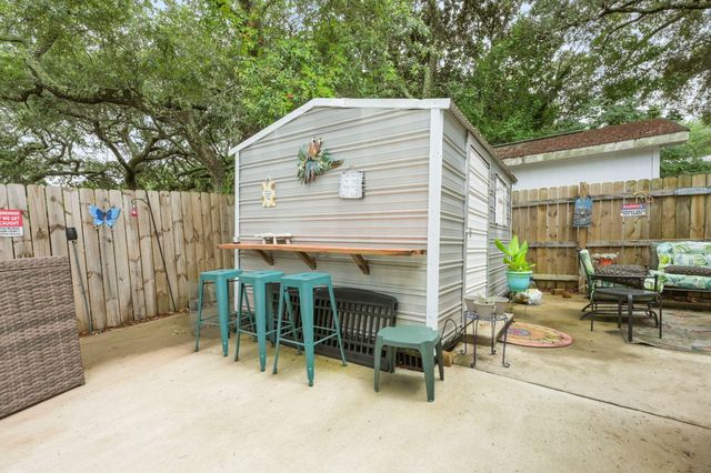 101 SE Elm Avenue, Fort Walton Beach, FL 32548