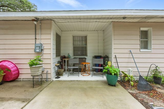 101 SE Elm Avenue, Fort Walton Beach, FL 32548