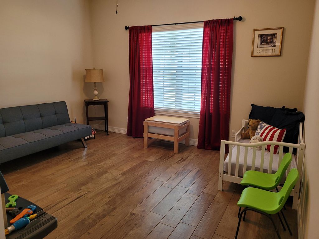 Image 8 of property listing at 1722 Hudson Oaks Drive, San Angelo, TX 76904