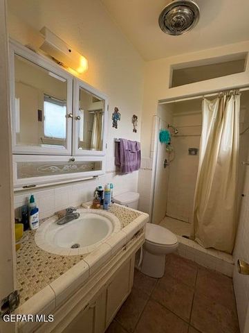 8613 GAZELLE Drive, El Paso, TX 79925