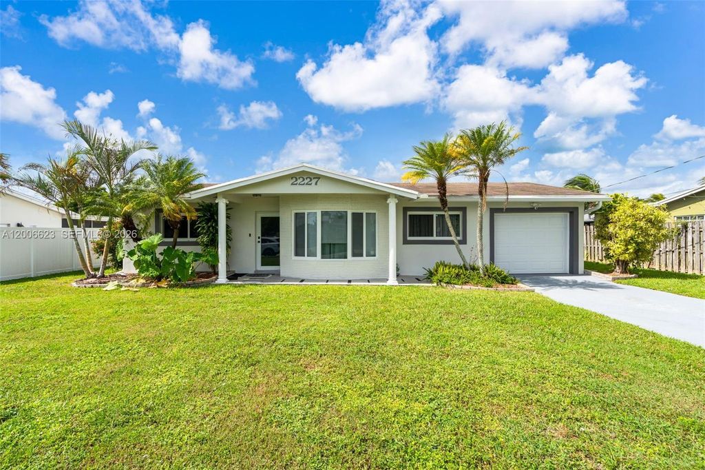 2227 NW 65th Ave, Margate, FL 33063