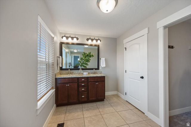 9303 N VERNHAM LN, Eagle Mountain, UT 84005