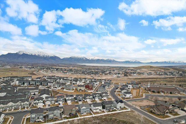 9303 N VERNHAM LN, Eagle Mountain, UT 84005