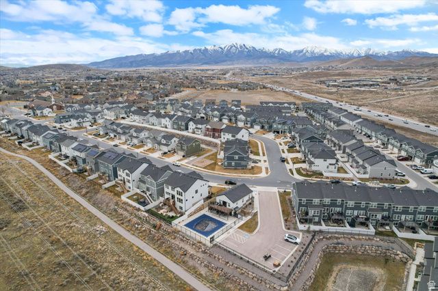 9303 N VERNHAM LN, Eagle Mountain, UT 84005