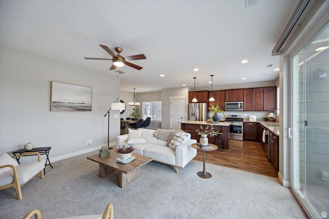 9303 N VERNHAM LN, Eagle Mountain, UT 84005