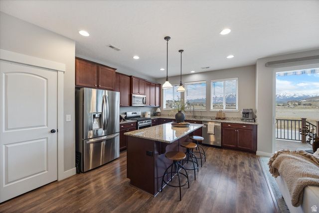 9303 N VERNHAM LN, Eagle Mountain, UT 84005