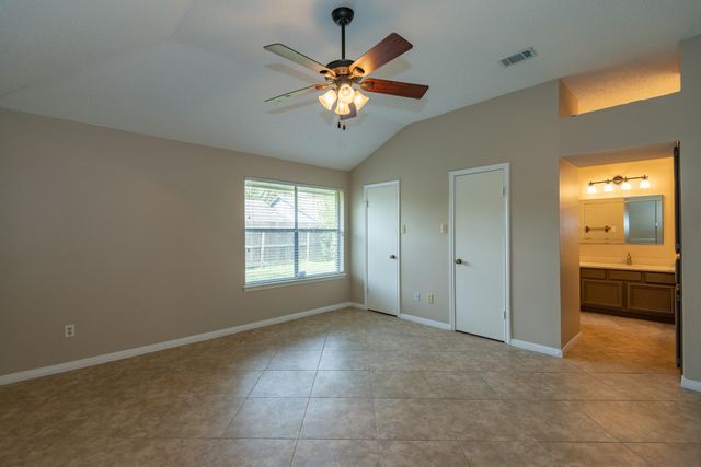 12034 Paddock Way, Houston, TX 77065