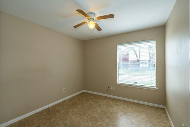 12034 Paddock Way, Houston, TX 77065