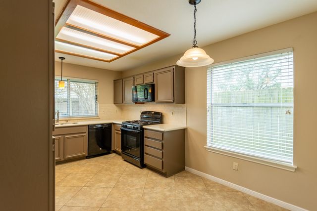 12034 Paddock Way, Houston, TX 77065