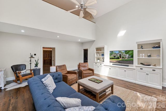 19315 Callaway Hills Lane, Davidson, NC 28036