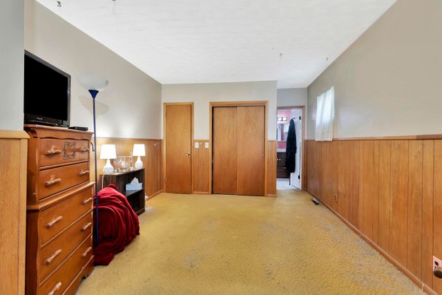 132 S Green St, Wichita, KS 67211