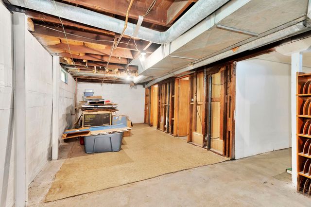 132 S Green St, Wichita, KS 67211