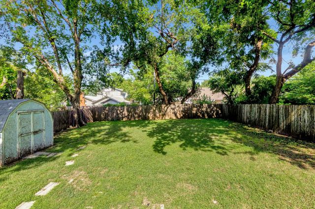 132 S Green St, Wichita, KS 67211