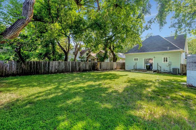 132 S Green St, Wichita, KS 67211