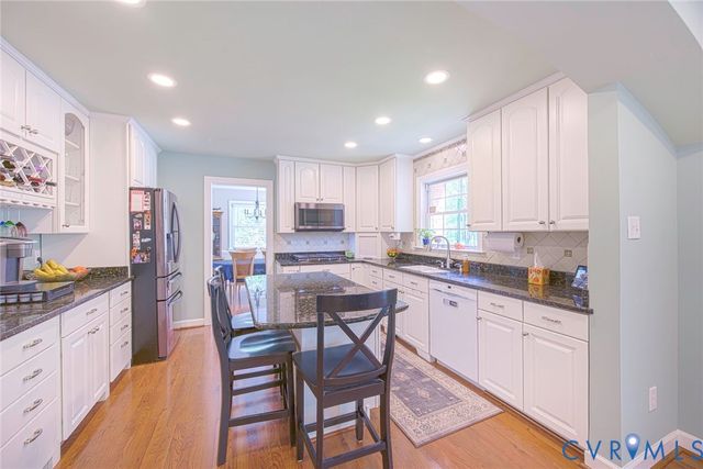 8064 S Mayfield Ln, Mechanicsville, VA 23111