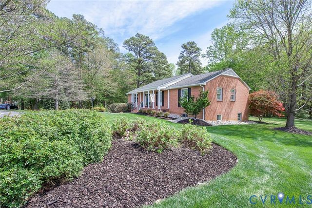 8064 S Mayfield Ln, Mechanicsville, VA 23111