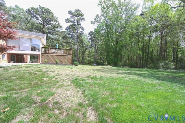8064 S Mayfield Ln, Mechanicsville, VA 23111
