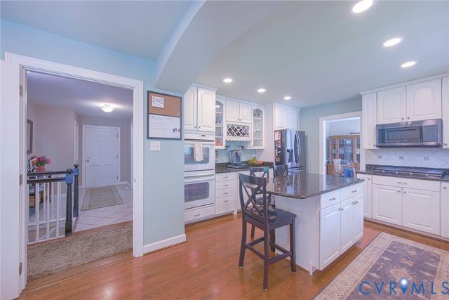 8064 S Mayfield Ln, Mechanicsville, VA 23111