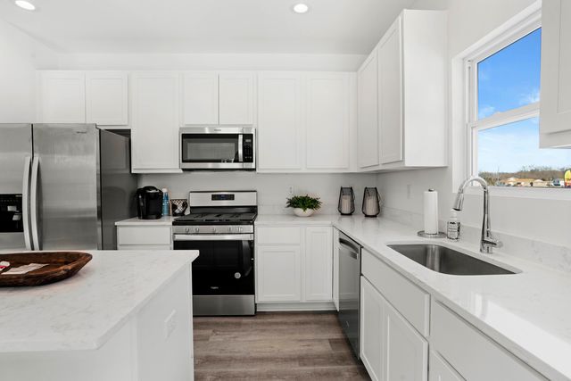 5988 Onyx Avenue, Lowell, IN 46356