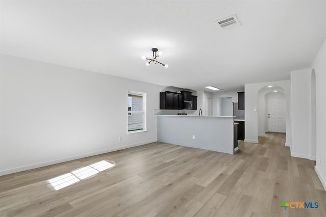 4001 Cressler Lane 15G, Jarrell, TX 76537