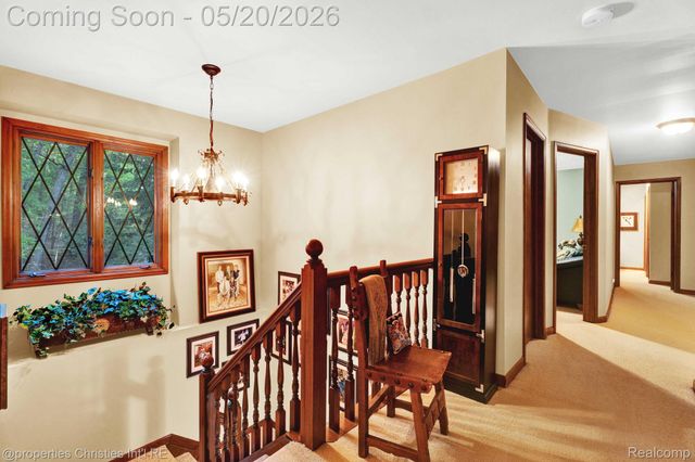 1100 Bretton Lane, Bloomfield Charter Township, MI 48304