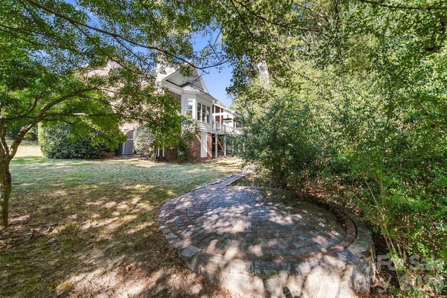 5539 Sunstar Court, Charlotte, NC 28226