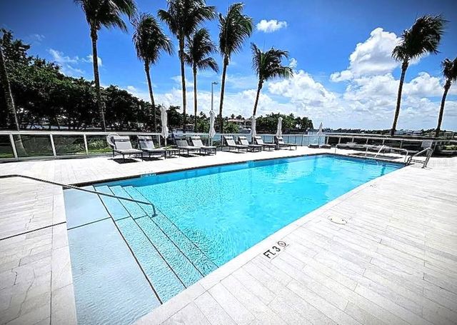 6700 INDIAN CREEK DRIVE PH7, Miami Beach, FL 33141