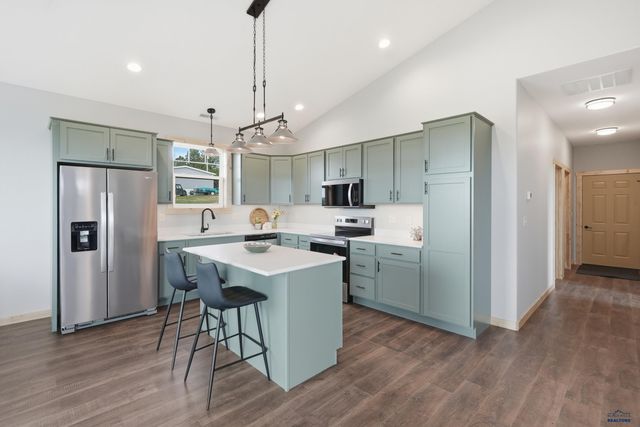 340 WHITNEY ST, Hermosa, SD 57744