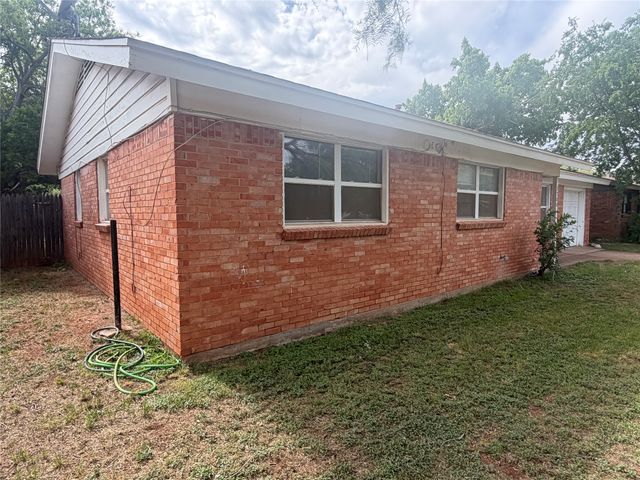 1700 Westview Drive, Abilene, TX 79603