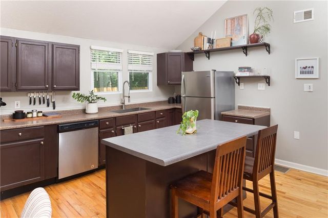 3909 W 47th Street, Roeland Park, KS 66205