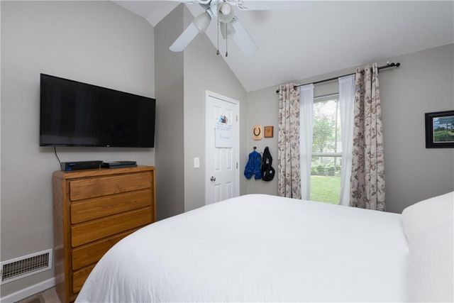 3909 W 47th Street, Roeland Park, KS 66205