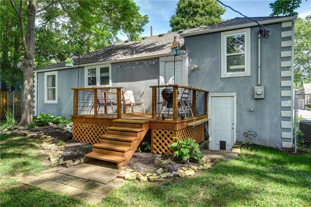 3909 W 47th Street, Roeland Park, KS 66205
