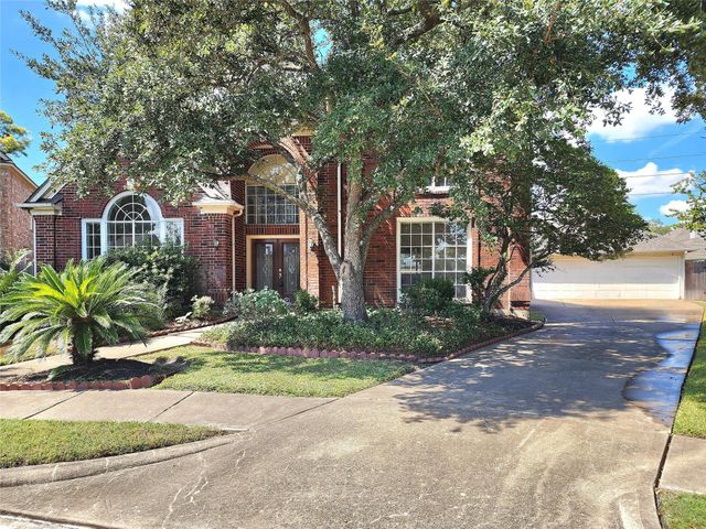 9530 Tarrant Court, Houston, TX 77064