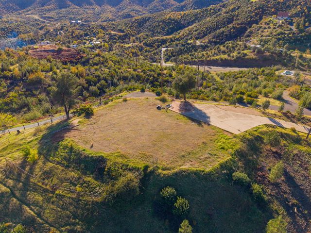 15678 Shasta Estates Drive, Redding, CA 96001