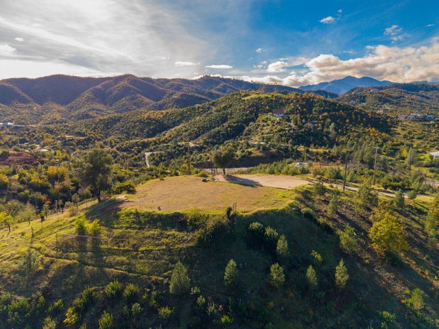 15678 Shasta Estates Drive, Redding, CA 96001