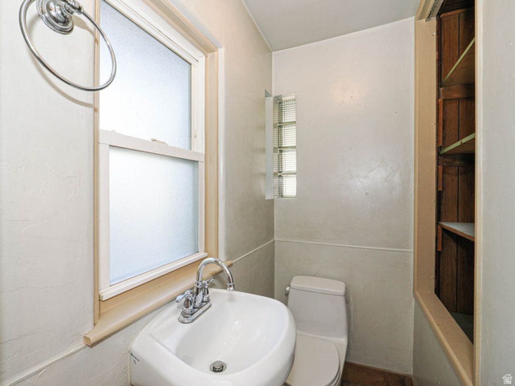 Image 13 of property listing at 540 N 100 E, American Fork, UT 84003