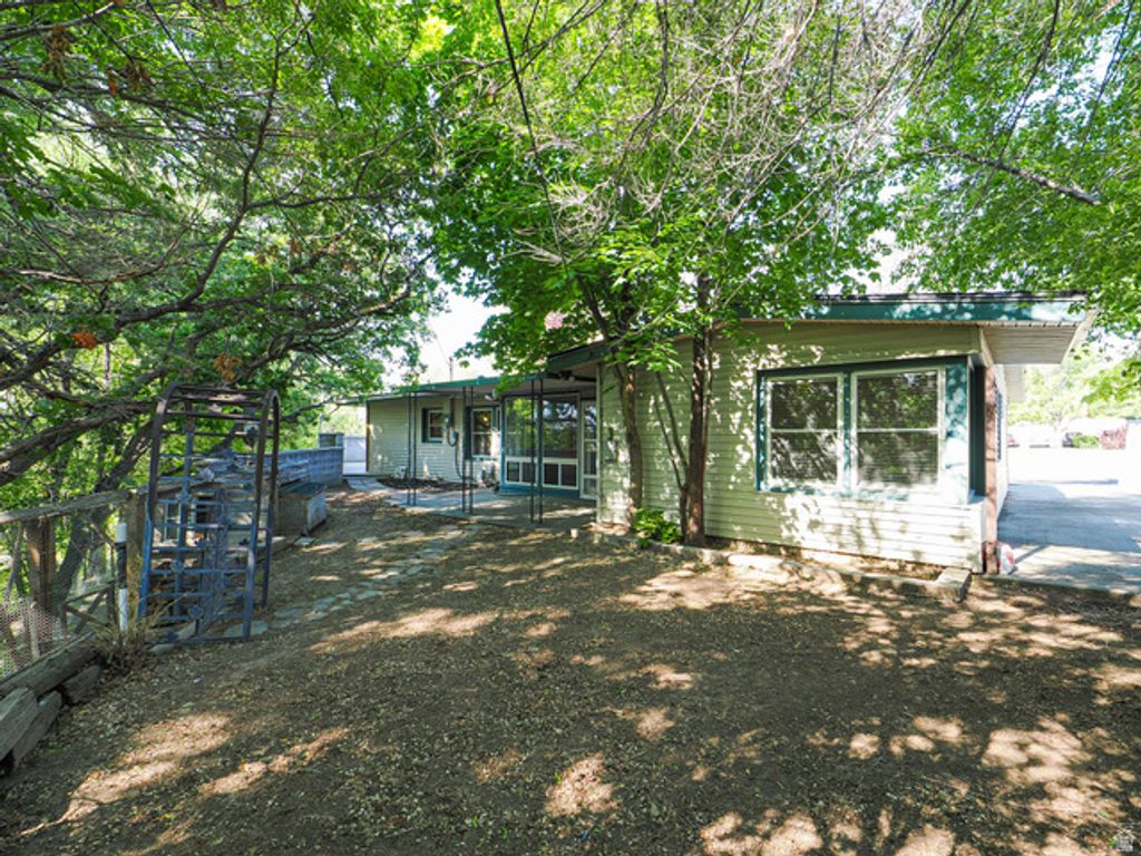Image 27 of property listing at 540 N 100 E, American Fork, UT 84003