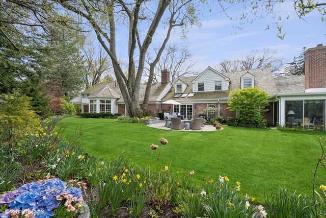92 Indian Hill Road, Winnetka, IL 60093