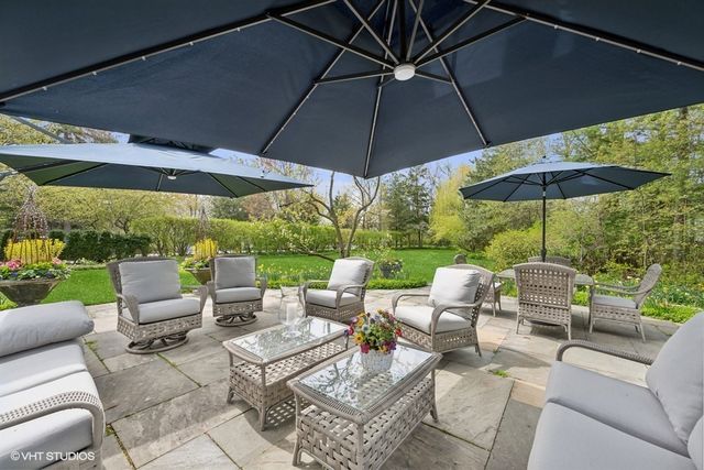 92 Indian Hill Road, Winnetka, IL 60093