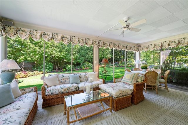 92 Indian Hill Road, Winnetka, IL 60093