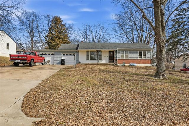 3707 S Canterbury Place, Independence, MO 64055