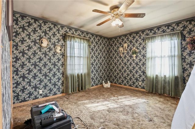 3707 S Canterbury Place, Independence, MO 64055