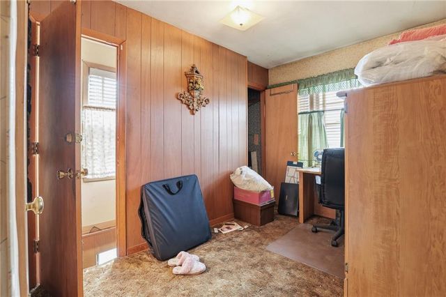 3707 S Canterbury Place, Independence, MO 64055