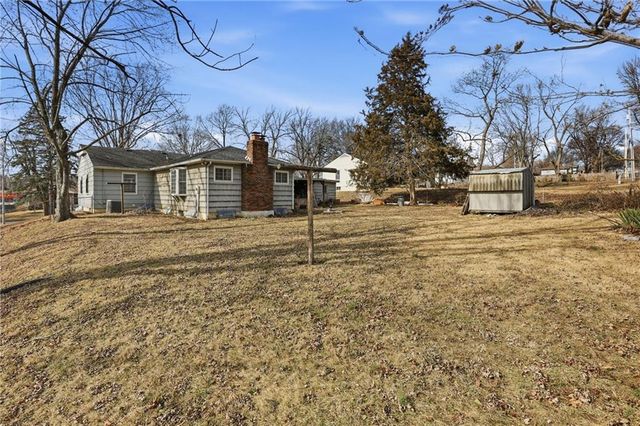 3707 S Canterbury Place, Independence, MO 64055